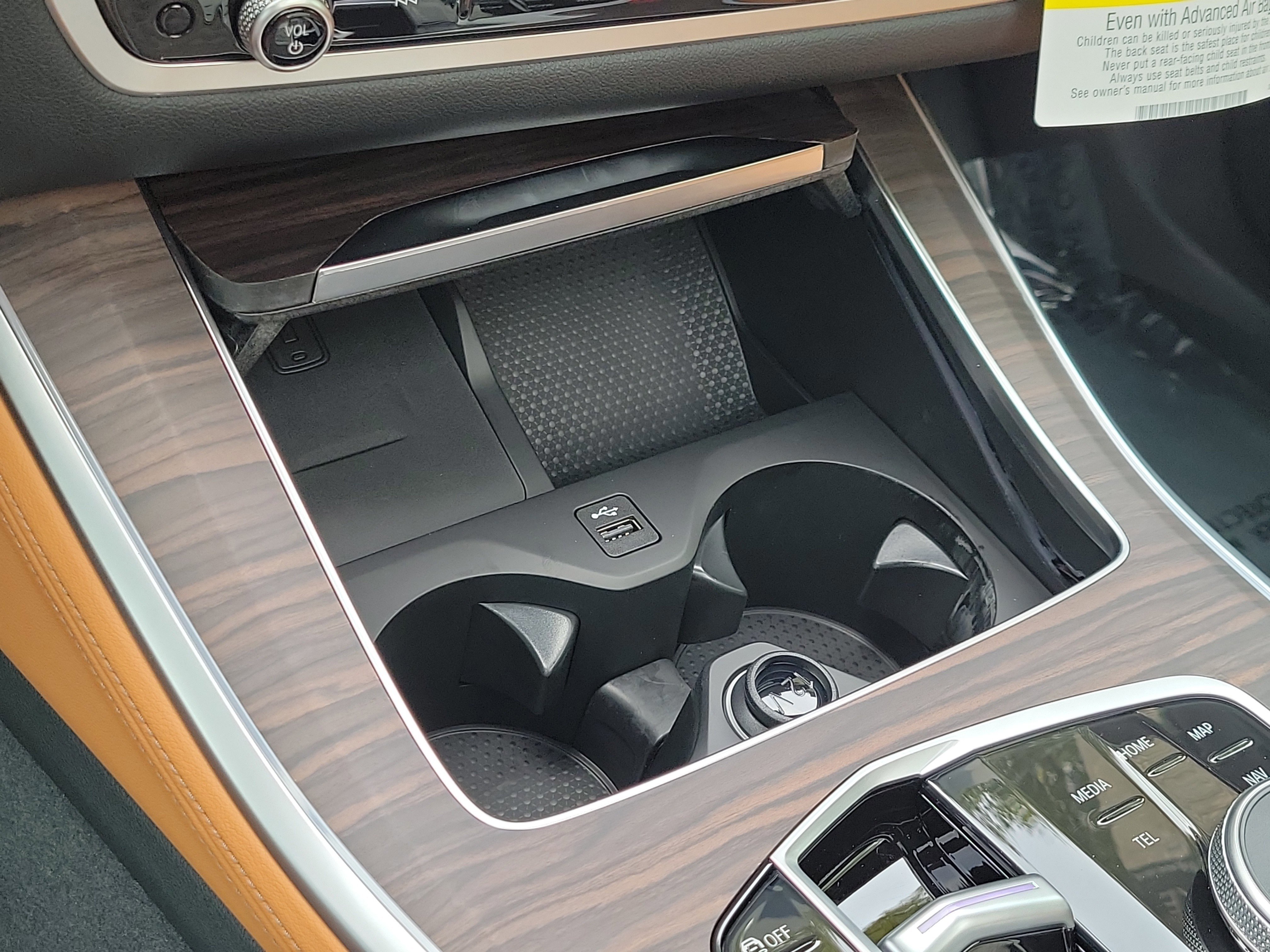 New 2026 Alpine White BMW sDrive40i image 28