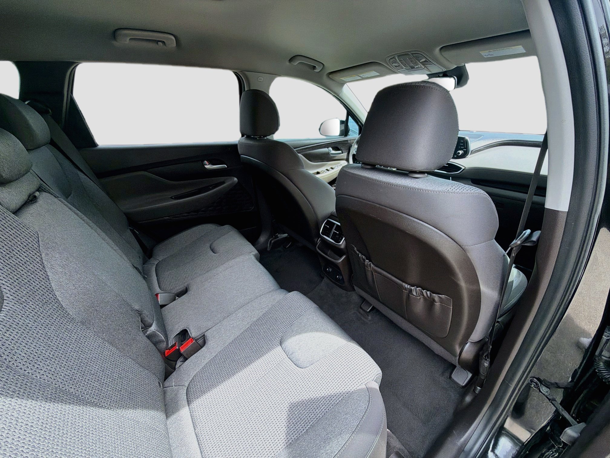 Used 2020 Twilight Black Hyundai SE image 27