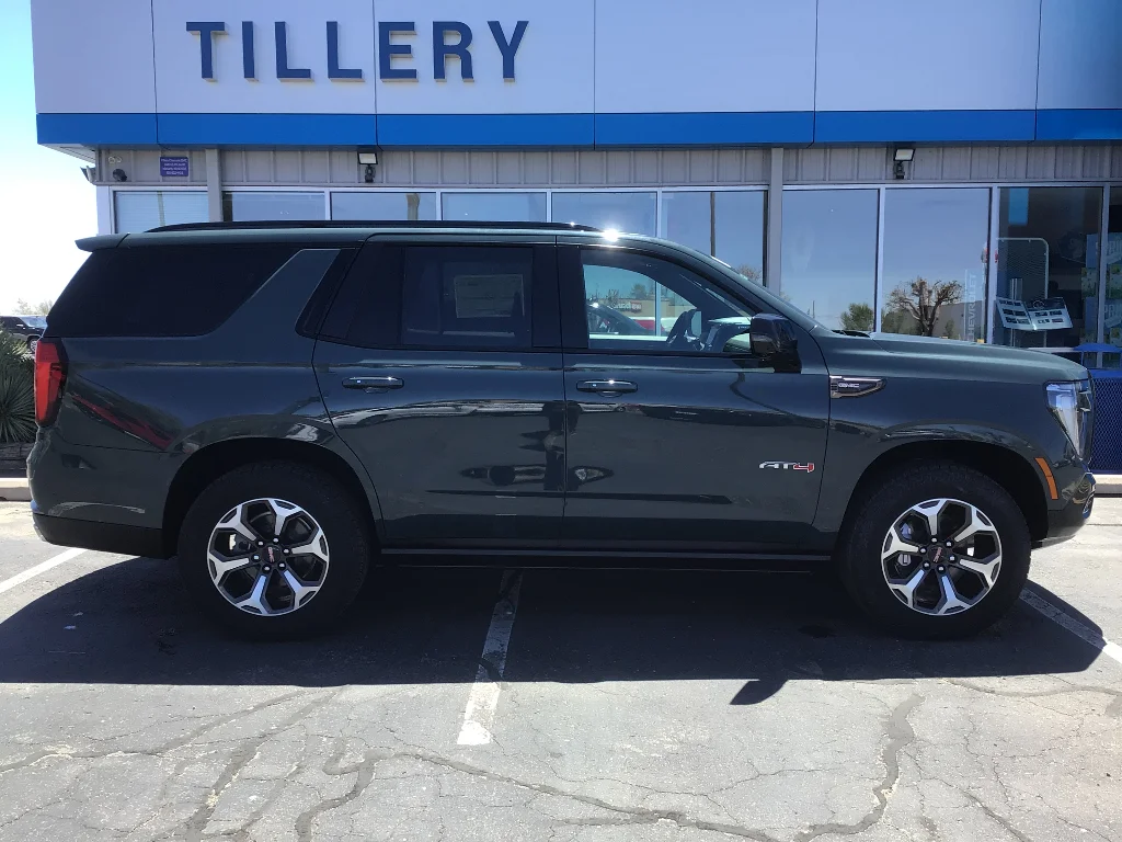 2026 GMC Yukon 4WD AT4 Ultimate's photo