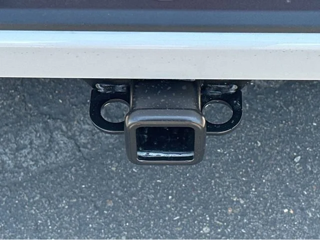 New 2026 Summit White GMC AT4 image 9