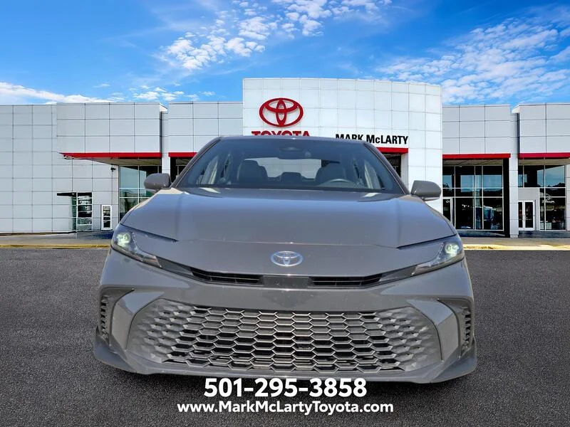 Used 2025 Underground TOYOTA SE image 8