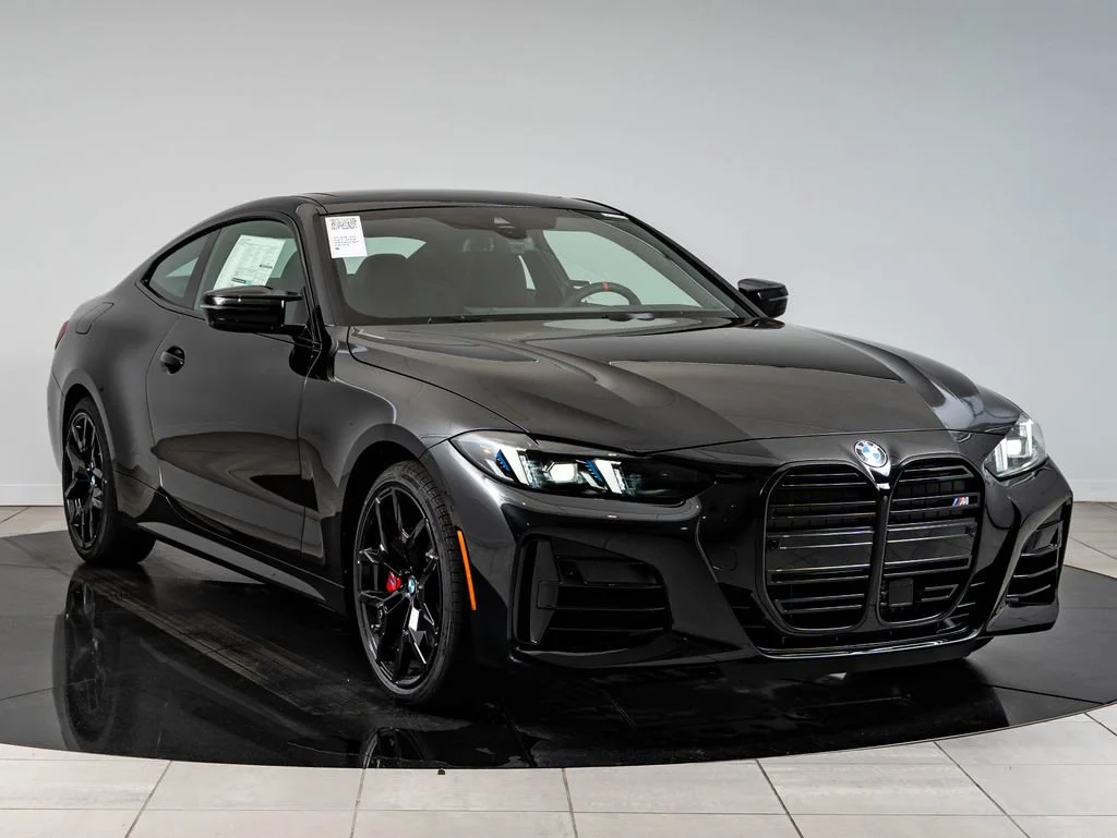 New 2027 Black Sapphire Metallic BMW M440i xDrive image 12
