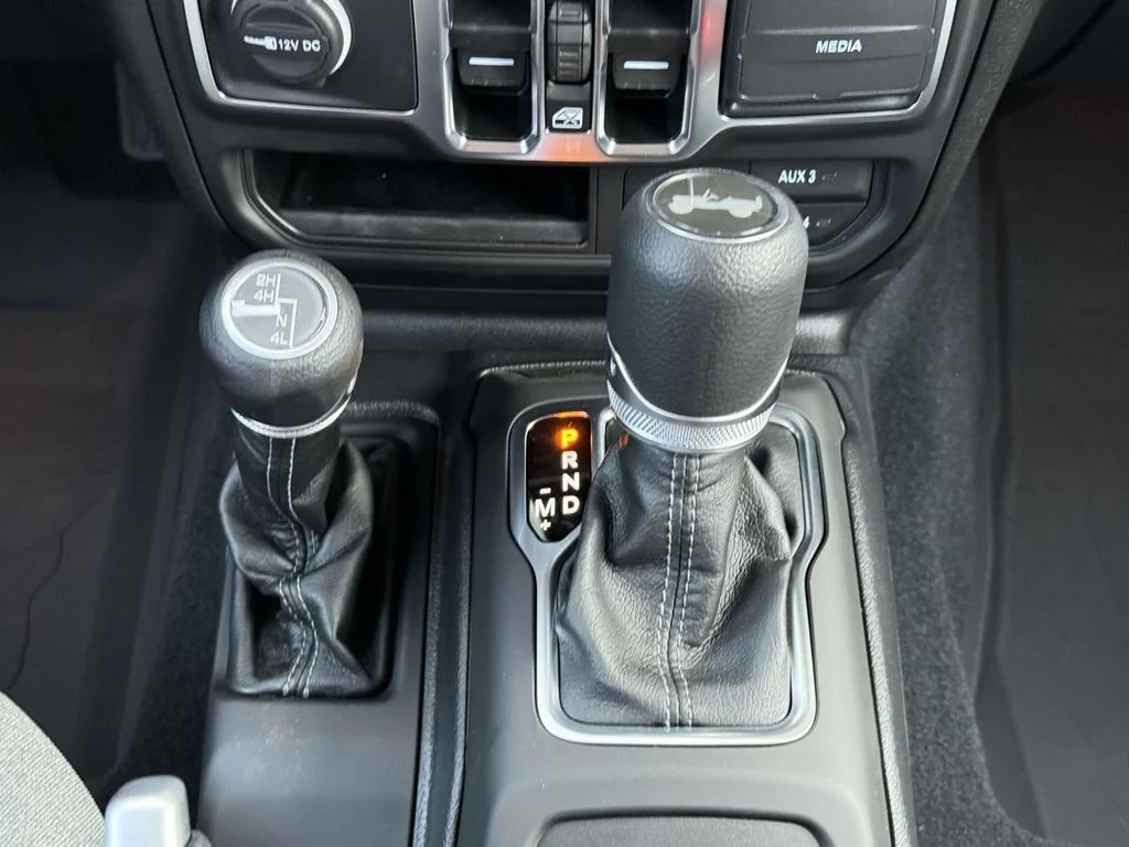 2025 Jeep Wrangler 4-Door Sport S - Photo 8