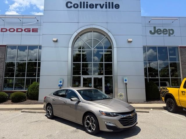 Used 2024 Gray Chevrolet LT image 1