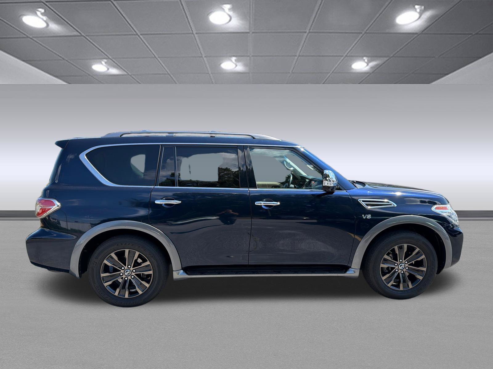Used 2017 Hermosa Blue Nissan Platinum image 4