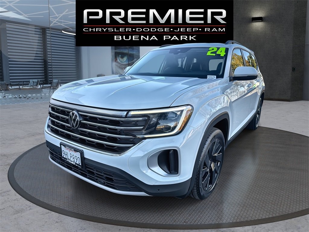 2024 Volkswagen Atlas SE w/Tech