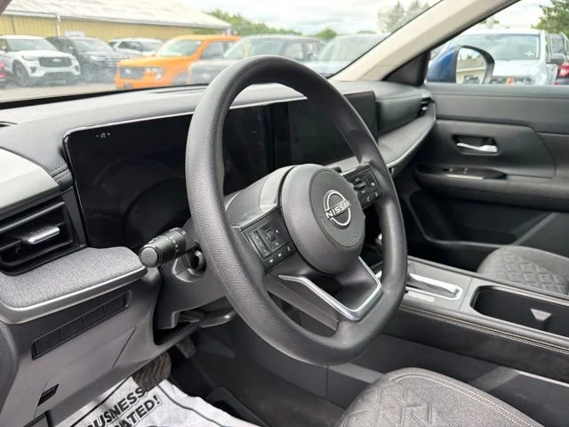 Used 2025 Deep Blue Pearl Nissan SV image 21