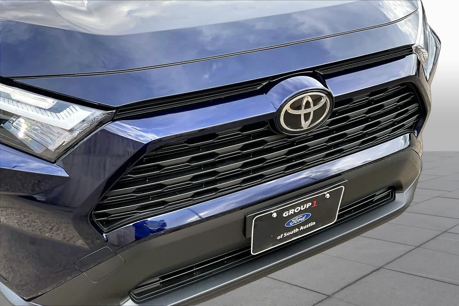 Used 2025 Blueprint Toyota Hybrid XLE Premium image 30