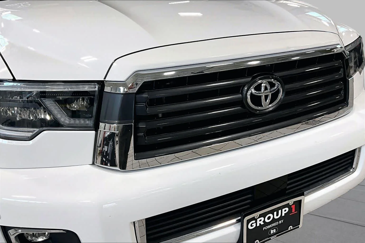 Used 2020 Super White Toyota Limited image 30