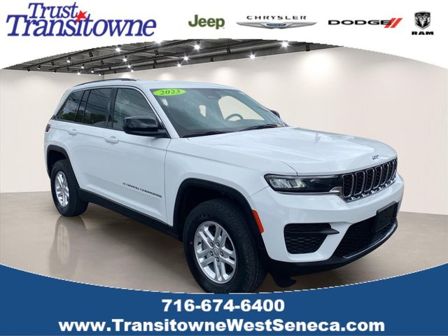 2023 Jeep Grand Cherokee Laredo
