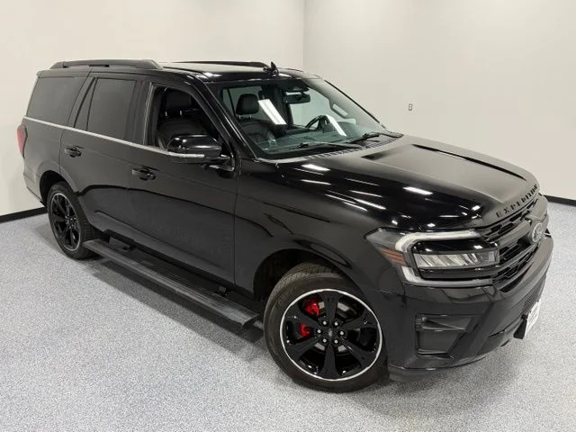 Used 2022 Black Ford Limited image 38
