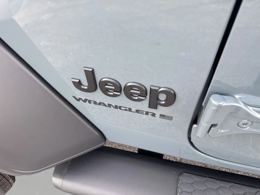 New 2026 Anvil Clear-Coat Exterior Paint Jeep Sport S image 26
