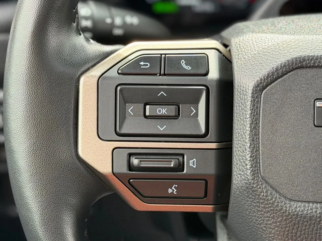 Used 2025 Blue Toyota Base image 11