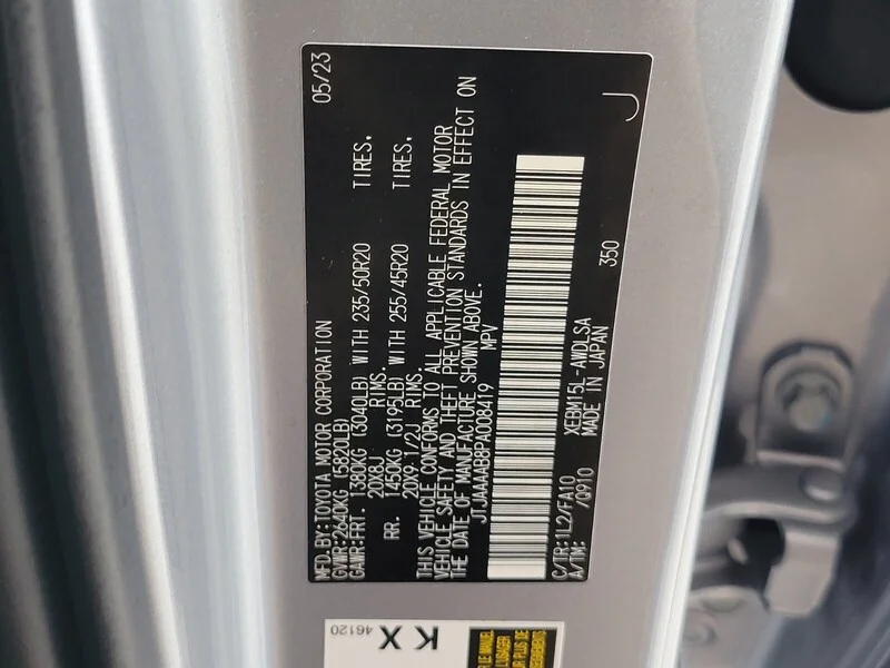 Certified Used 2023 IRIDIUM LEXUS RZ 450E LUXURY AWD image 18