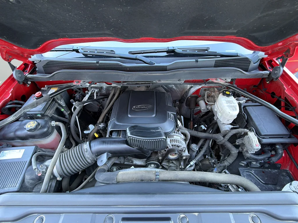 Used 2018 Red Chevrolet Work Truck image 30