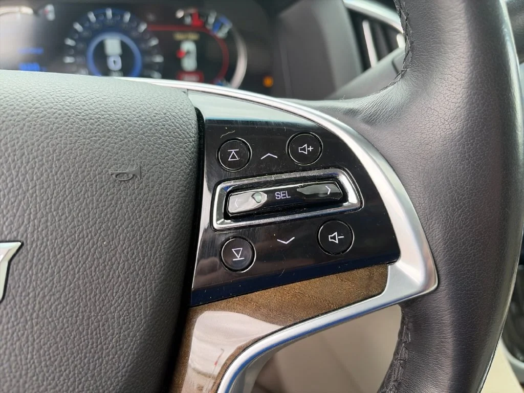 Used 2020 White Cadillac Premium Luxury image 32