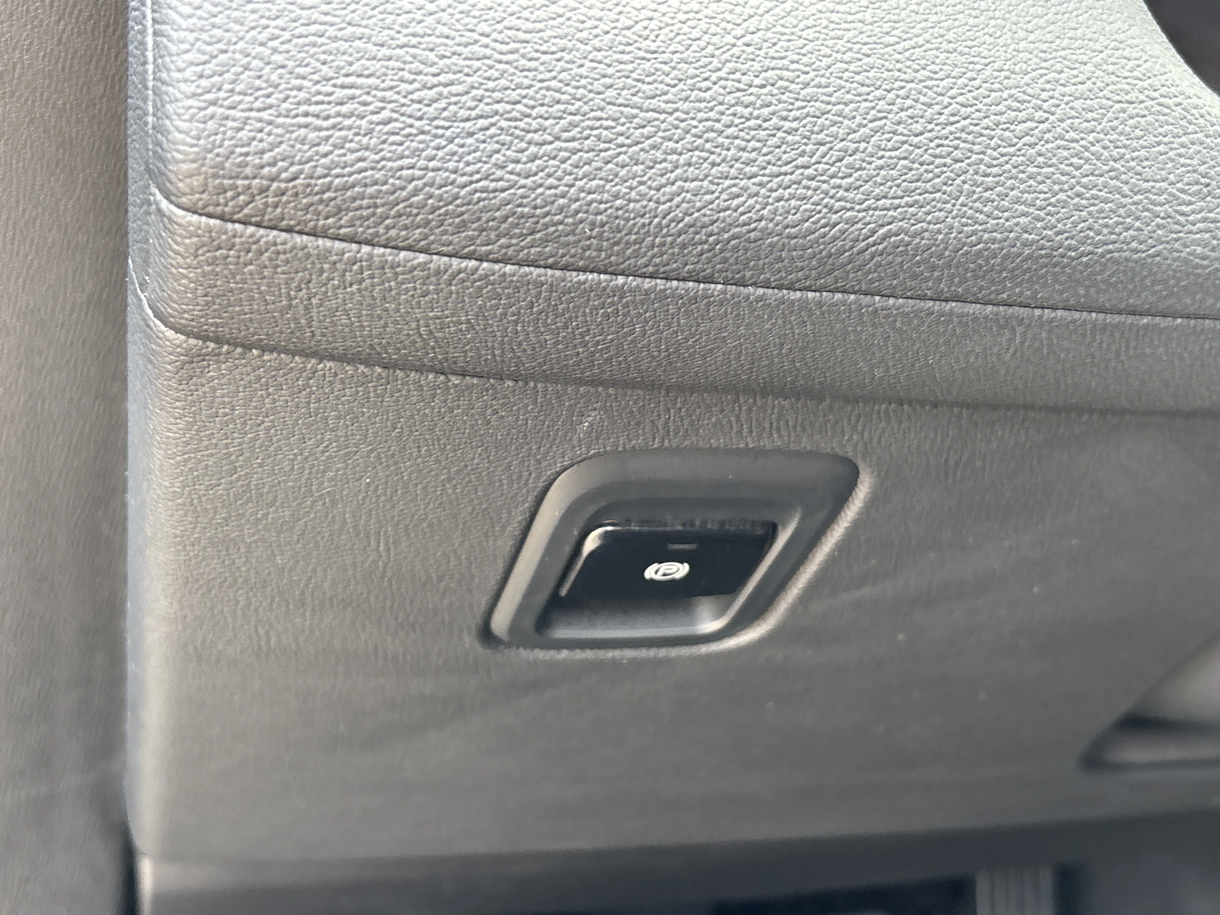 Used 2023 Grigio Lava Metallic Maserati GT AWD image 26