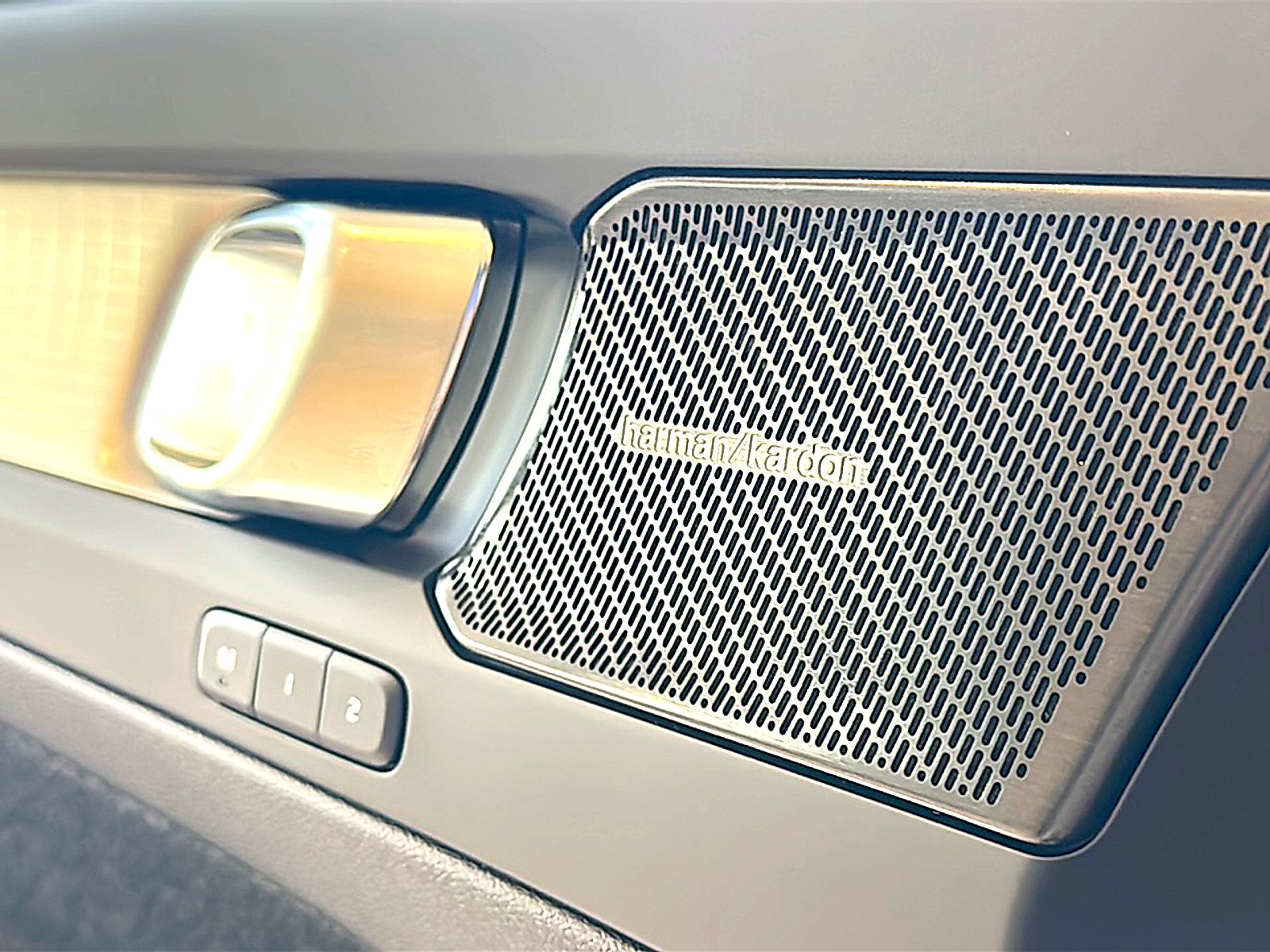 New 2026 Denim Blue Volvo Ultra image 25