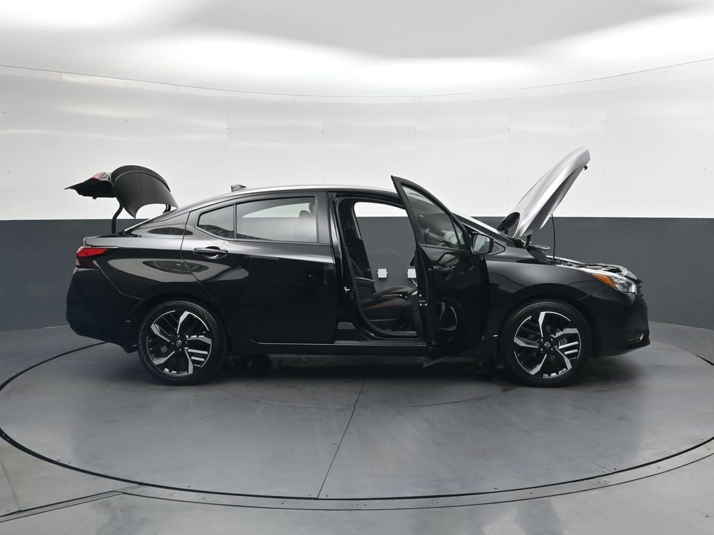Used 2025 Black Nissan 1.6 SR image 52