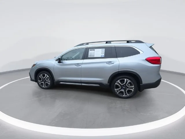 Used 2025 Silver Subaru Limited image 5