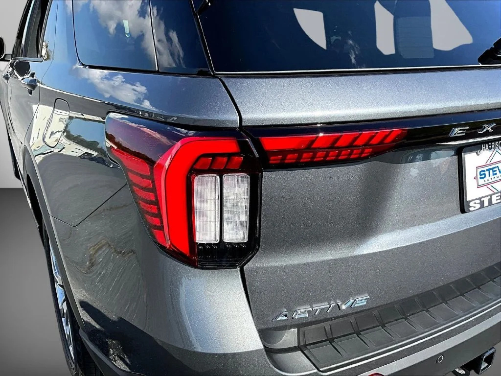 New 2026 Carbonized Gray Metallic Ford Active image 34