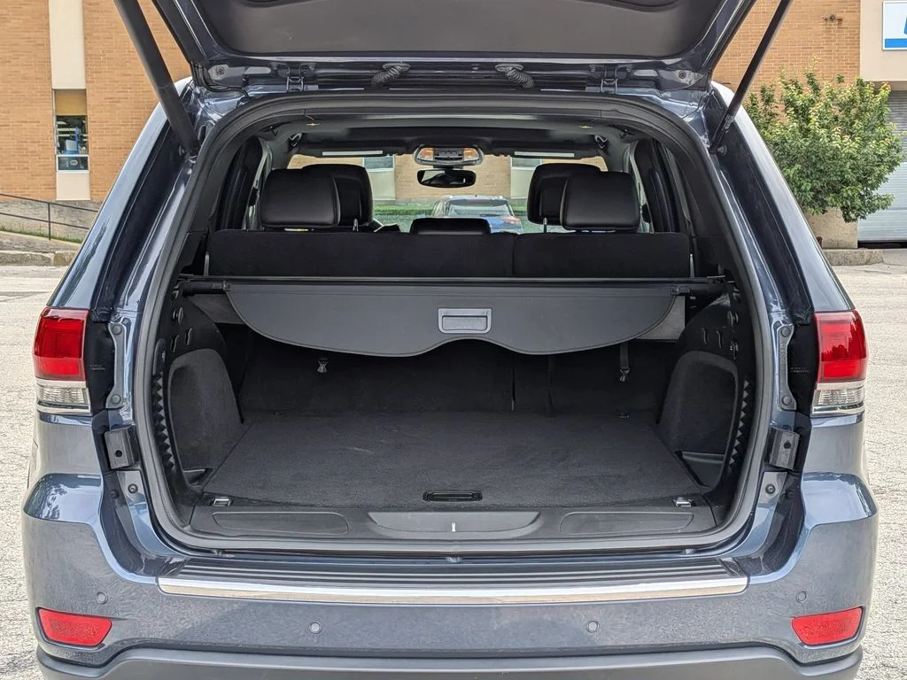 Used 2021 Blue Jeep Limited image 6