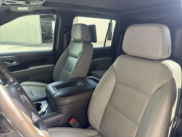 Used 2022 Beige Chevrolet Z71 image 17