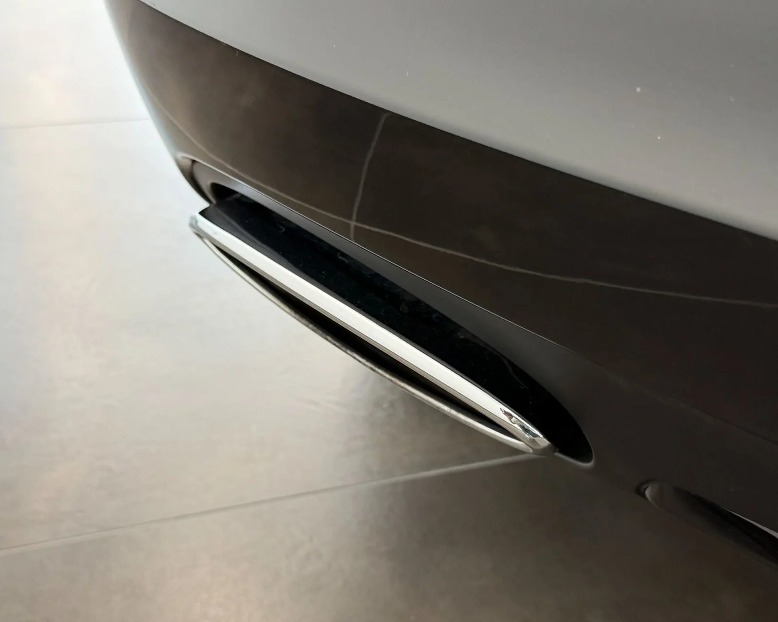 Used 2014 Black Bentley Base image 30