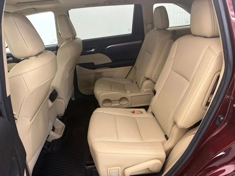 Used 2017 Red Toyota Limited image 15