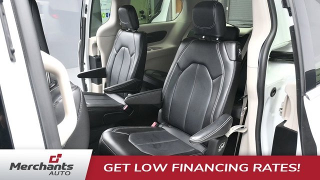 Used 2024 White Chrysler Touring L image 13