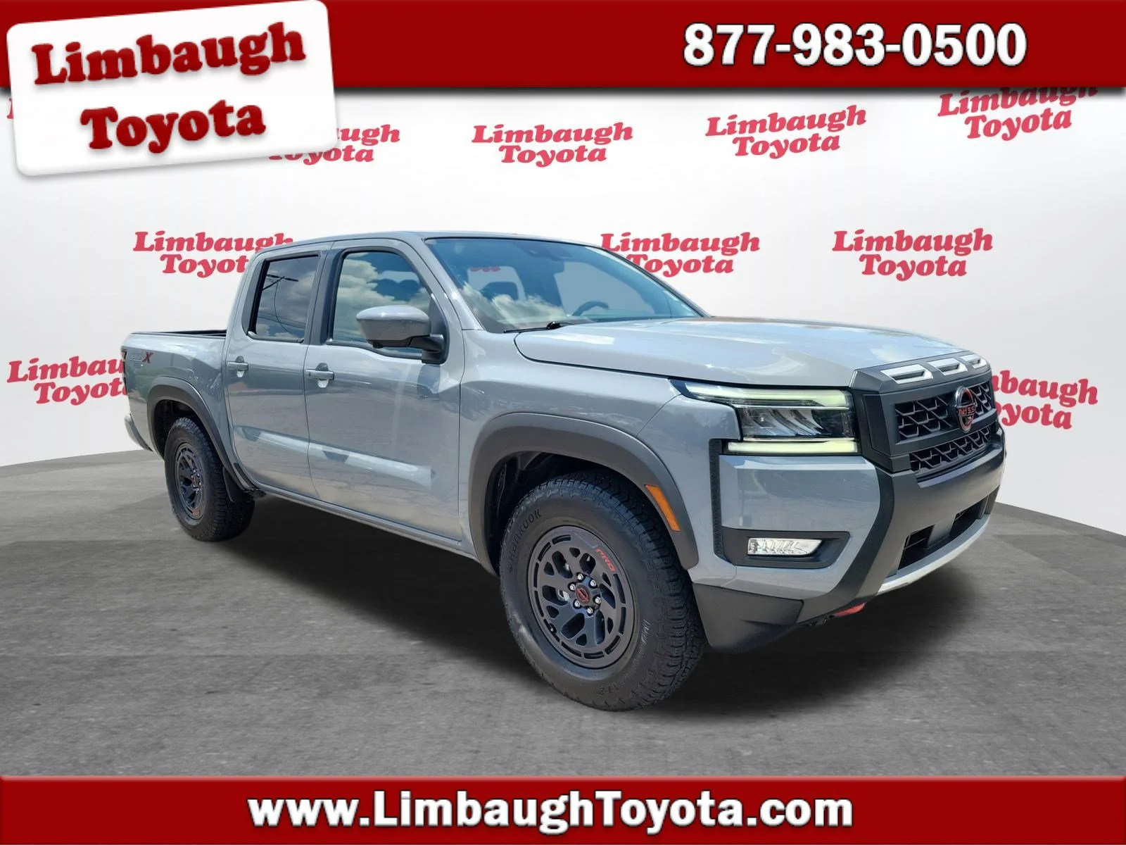 Used 2025 Boulder Gray Pearl Nissan PRO-X image 1