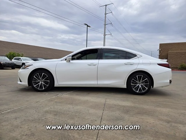 Certified Used 2025 White Lexus 300h image 3