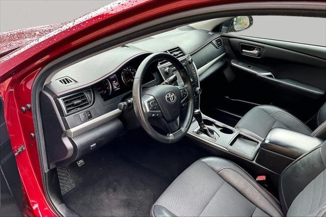 Certified Used 2017 RUBY FLARE PEARL Toyota  image 18
