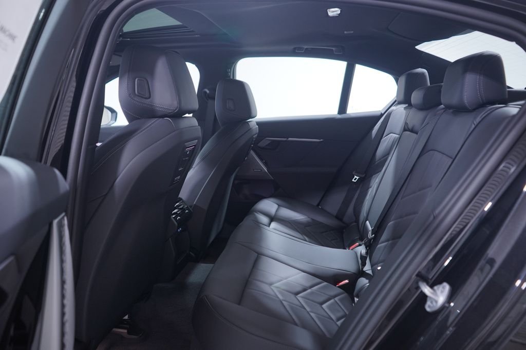New 2026 Black Sapphire Metallic BMW 530i image 9