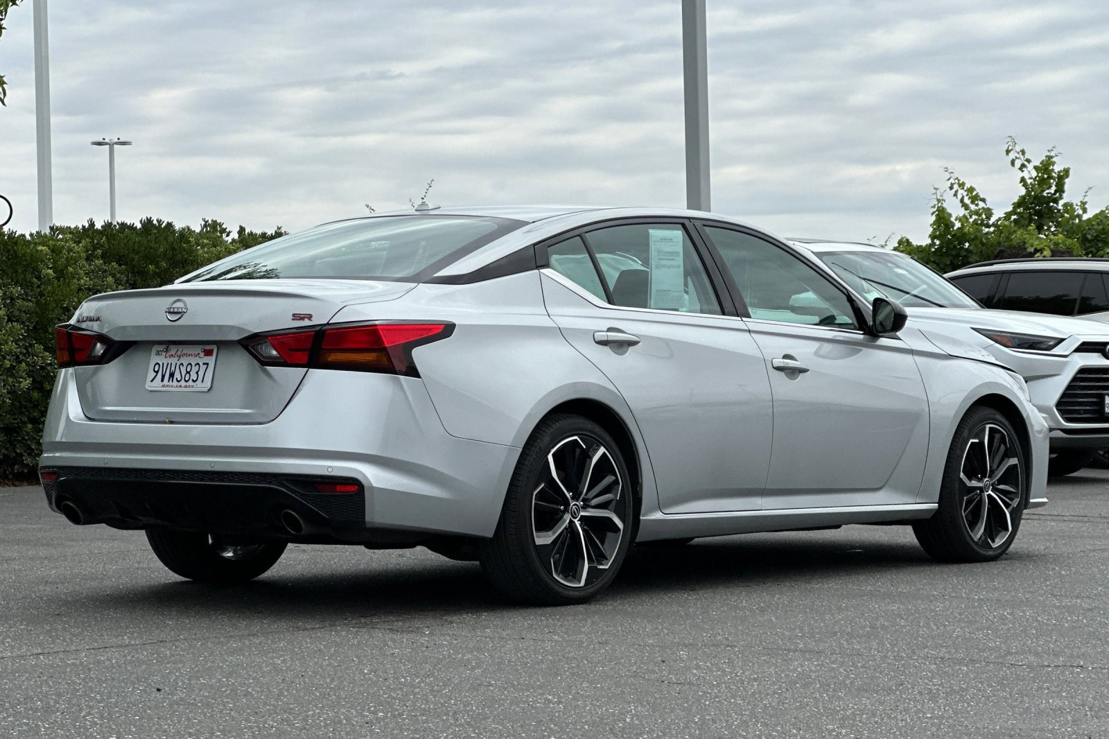 Used 2023 Brilliant Silver Metallic Nissan 2.5 SR image 4