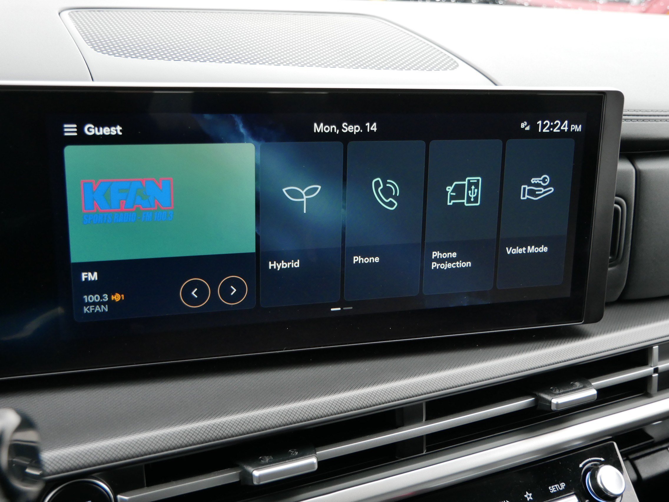 Certified Used 2026 Phantom Black Hyundai SE image 20
