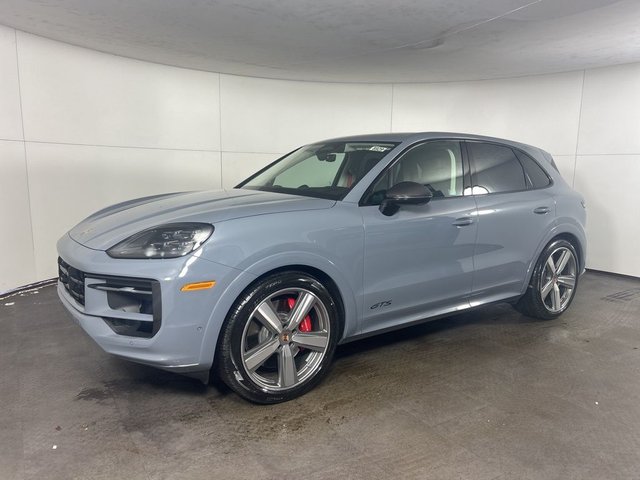 2026 Porsche Cayenne GTS