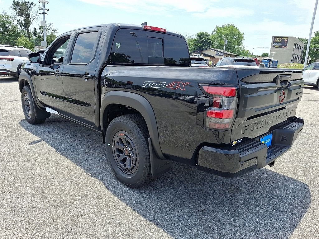 2026 Nissan Frontier — photo 3