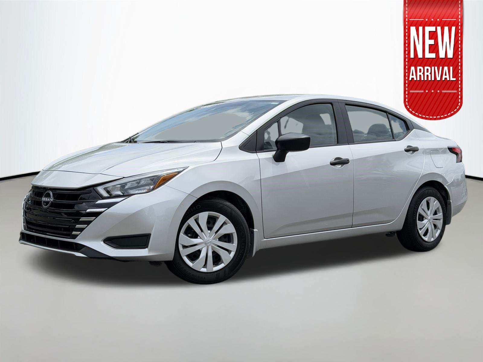 2025 Nissan Versa 1.6 S CVT's photo