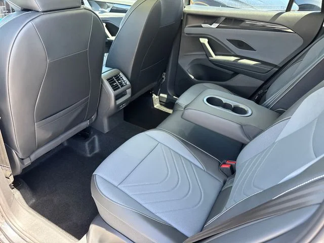 New 2026 Platinum Gray Metallic Volkswagen 2.0T SE image 28