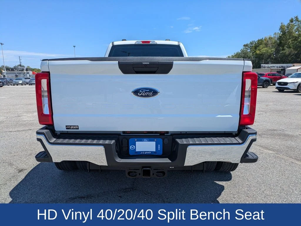 Certified Used 2025 Oxford White Ford XL image 5