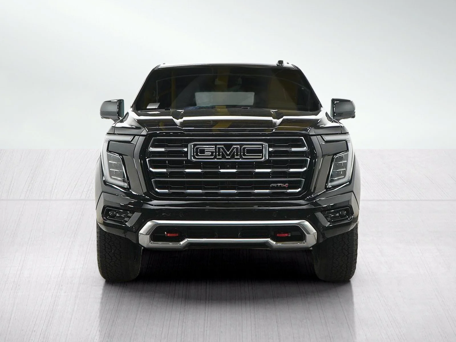 Used 2025 Onyx Black GMC 4WD 4dr AT4 image 11