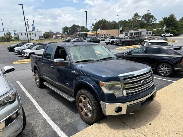 Used 2013 Blue Ford Lariat image 3