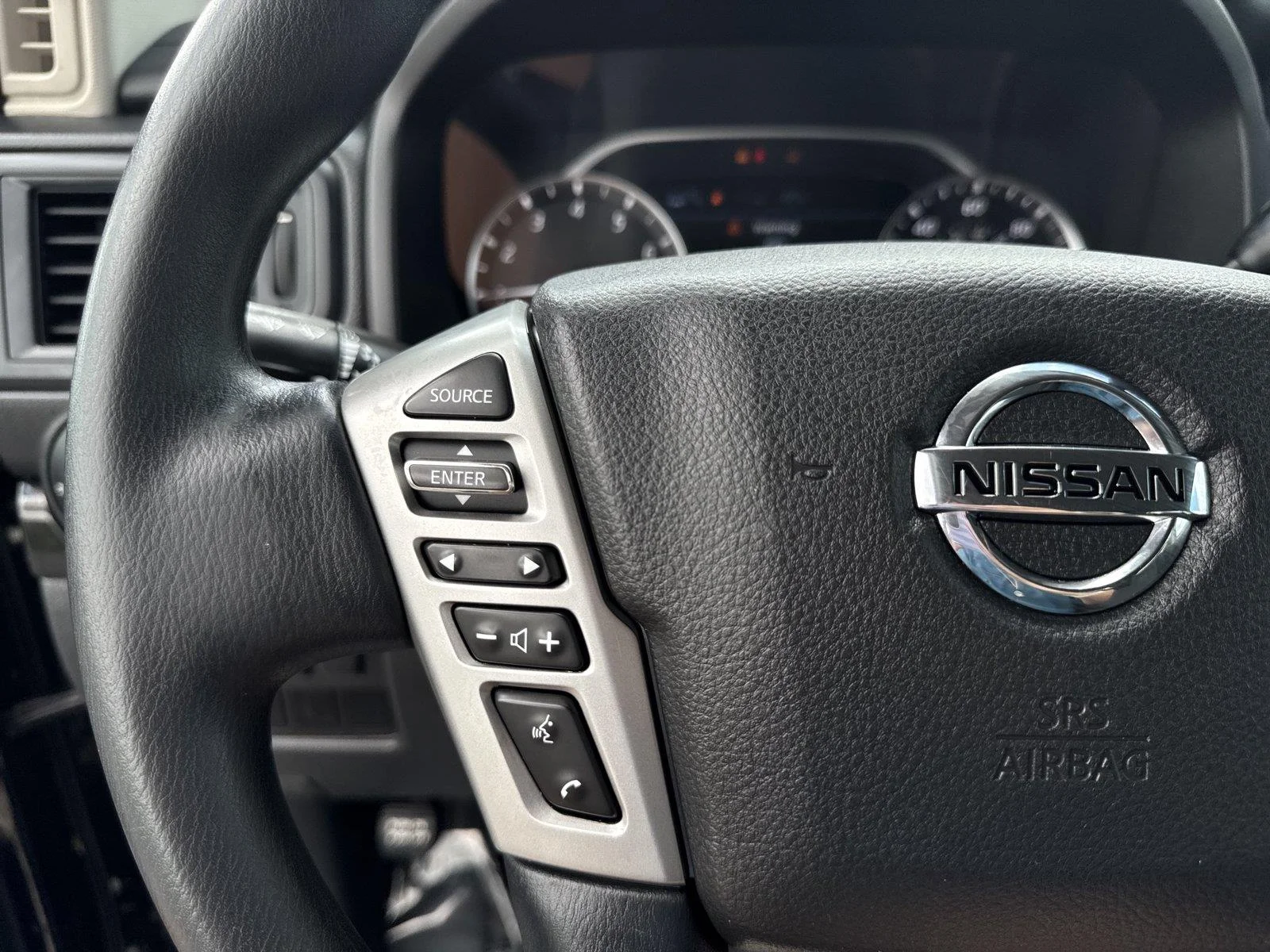 Used 2022 Super Black Nissan SV image 21