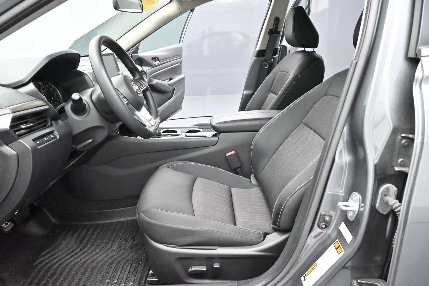 Used 2024 Gun Metallic Nissan 2.5 SV image 12
