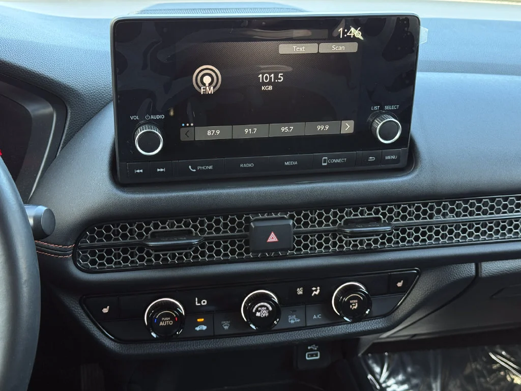 Used 2024  Honda Sport image 29