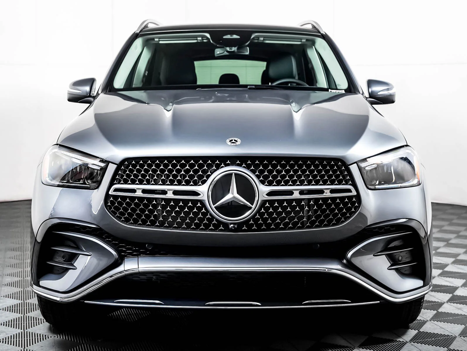 New 2026 Selenite Grey Metallic Mercedes-Benz 450 4MATIC® image 9