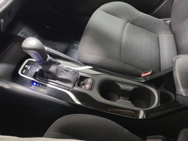 Used 2020 Blue Crush Metallic Toyota SE image 27