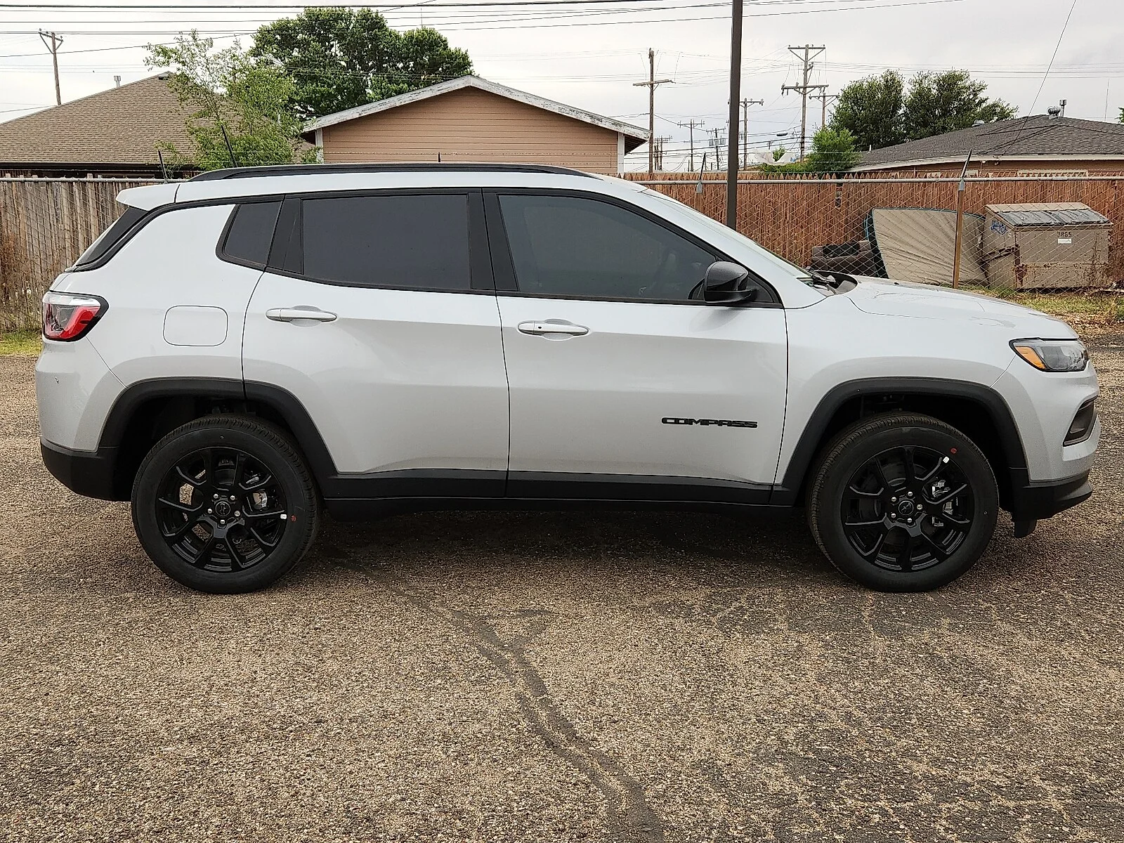 New 2026 Silver Jeep LATITUDE ALTITUDE 4X4 image 5