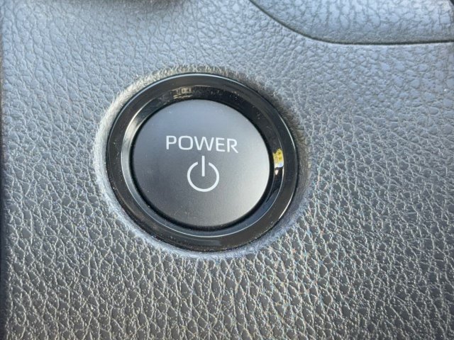 Certified Used 2026  Toyota LE image 25